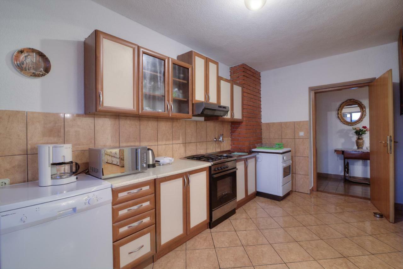 Apartment Lea Сень Екстер'єр фото