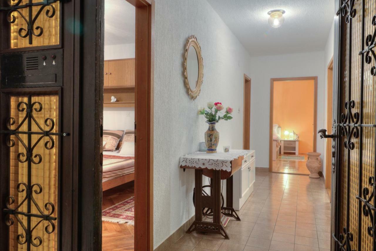 Apartment Lea Сень Екстер'єр фото
