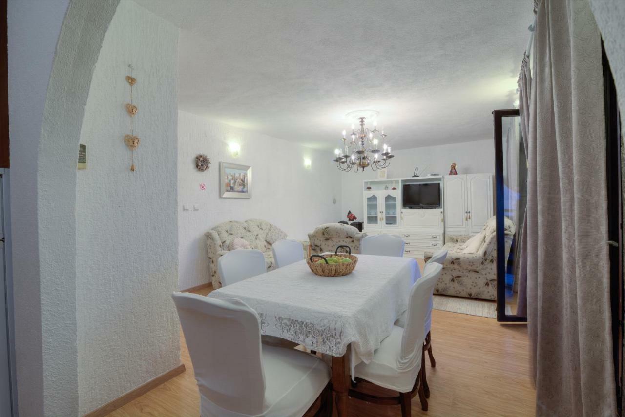 Apartment Lea Сень Екстер'єр фото
